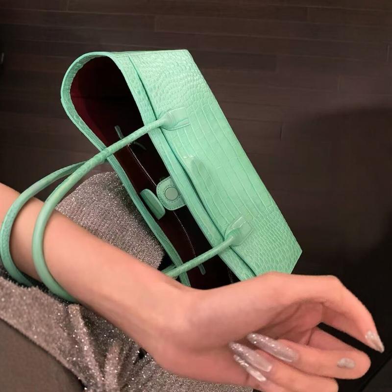 Bolsa de Couro com Estampa de  - Luxury Bags Green avaliação e preço
